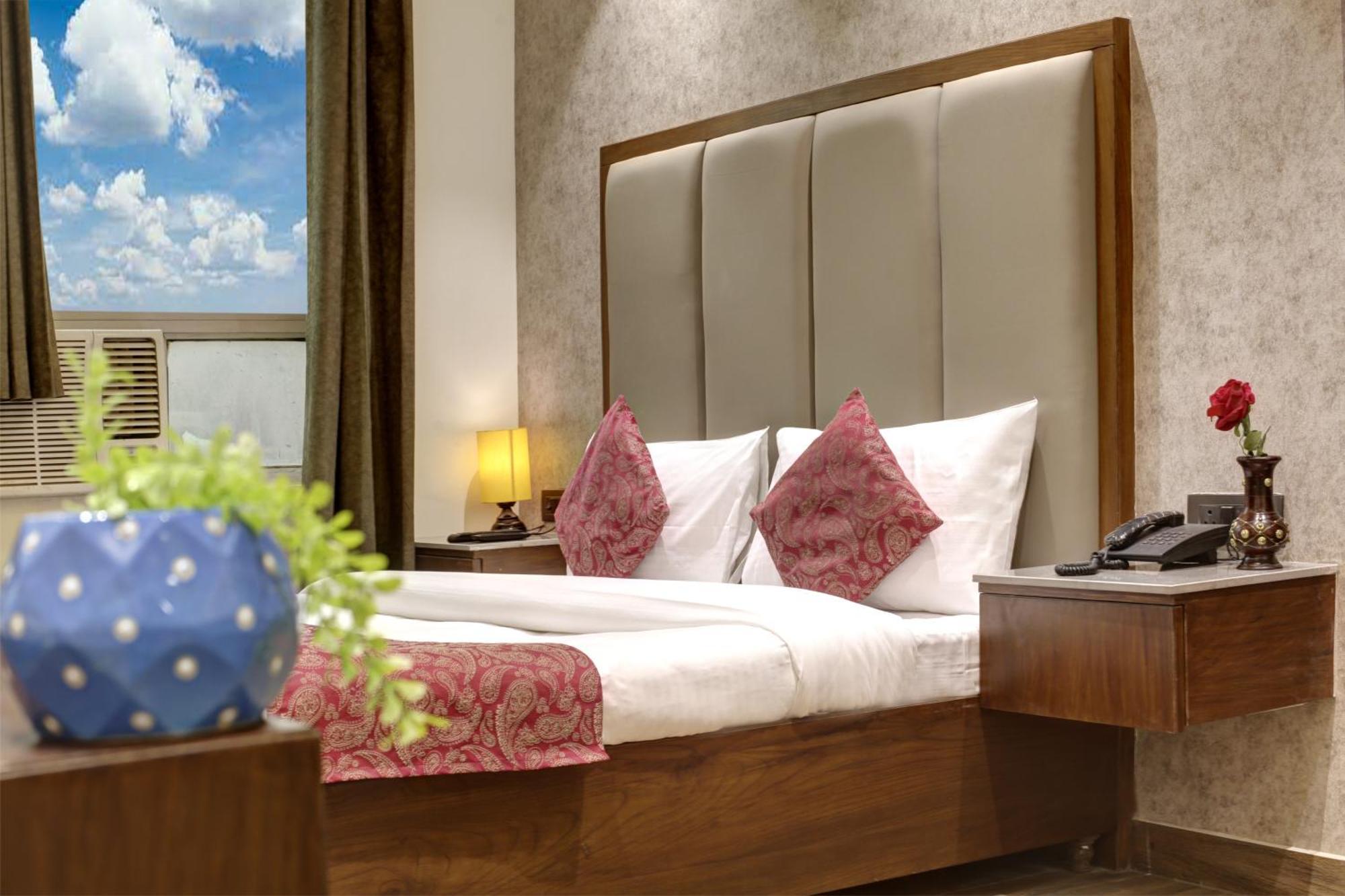 Hotel Kashish Plaza - 5 Mins From Metro Station دلهي المظهر الخارجي الصورة