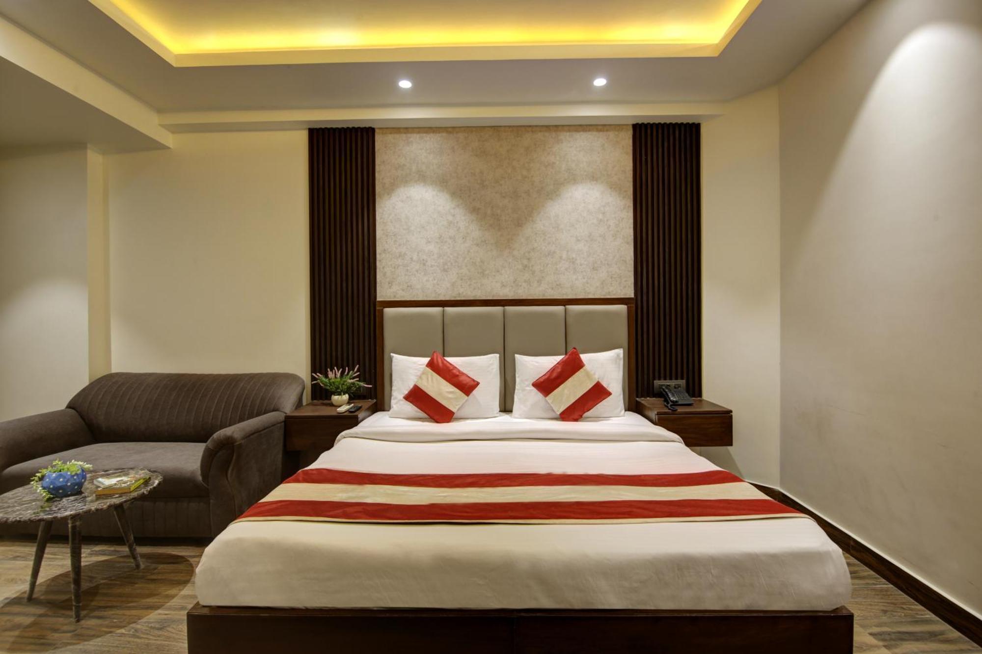 Hotel Kashish Plaza - 5 Mins From Metro Station دلهي المظهر الخارجي الصورة