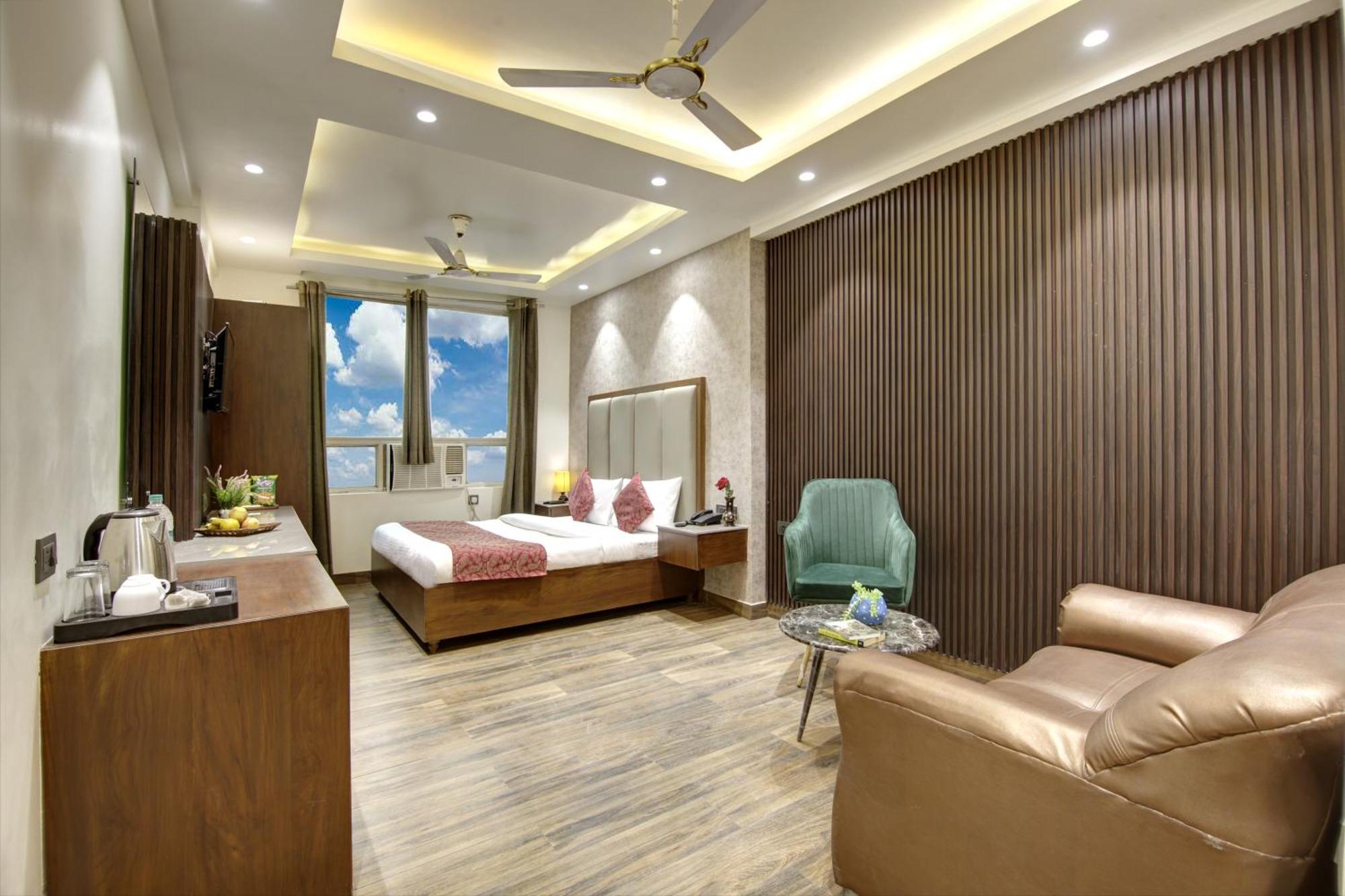 Hotel Kashish Plaza - 5 Mins From Metro Station دلهي المظهر الخارجي الصورة