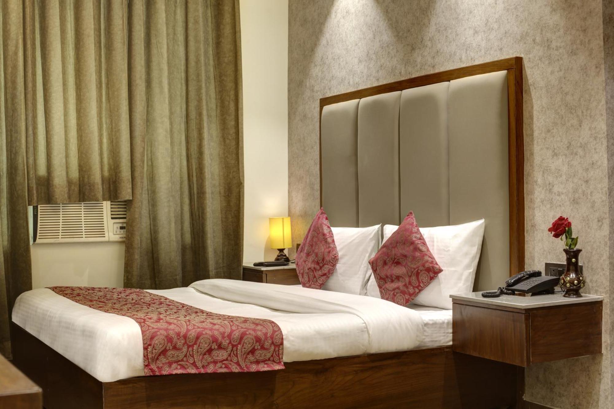 Hotel Kashish Plaza - 5 Mins From Metro Station دلهي المظهر الخارجي الصورة