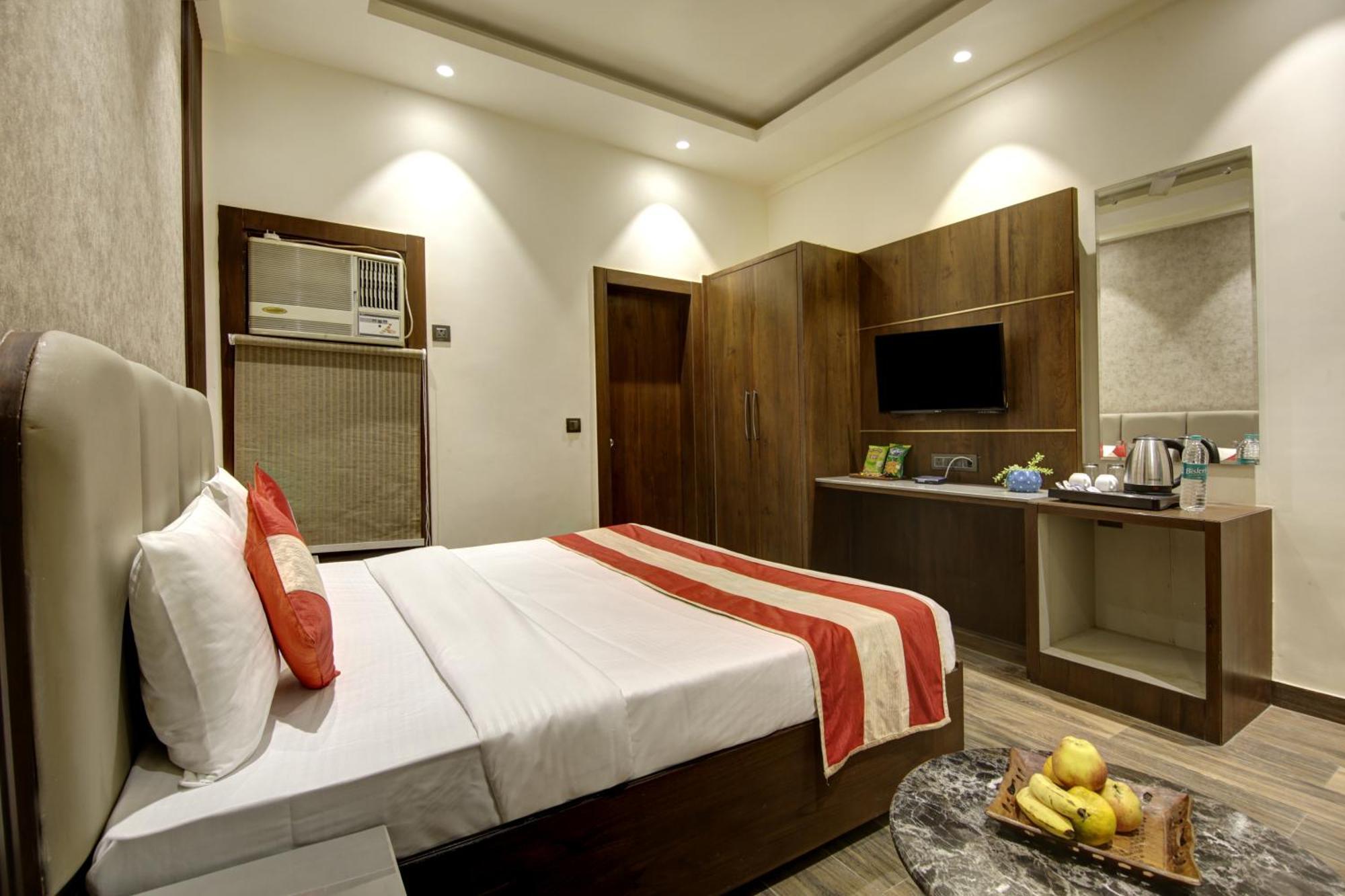Hotel Kashish Plaza - 5 Mins From Metro Station دلهي المظهر الخارجي الصورة